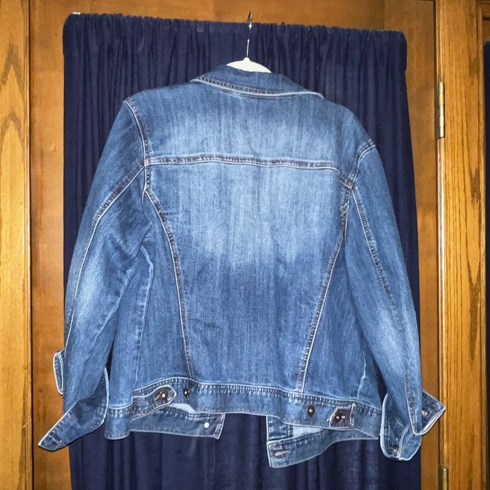 Jean jacket size XL